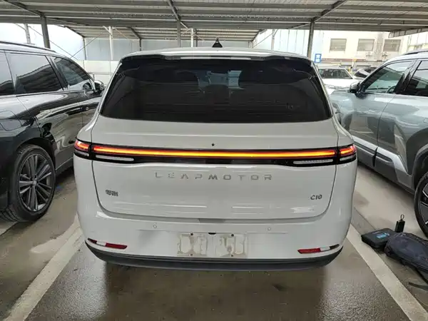 Leapmotor C10 2025