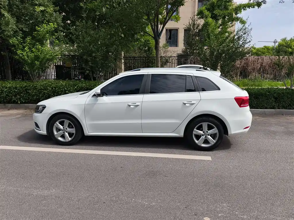 Volkswagen Gran Lavida 2017 — фото 25