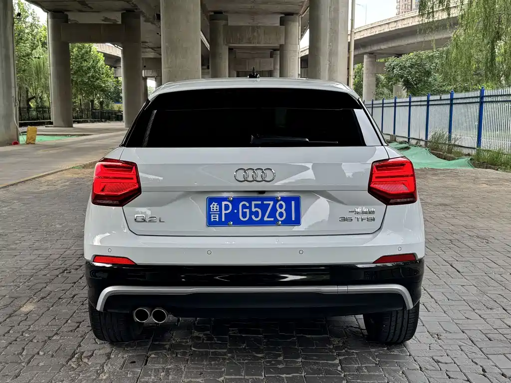 Audi Q2L 2020 — фото 8