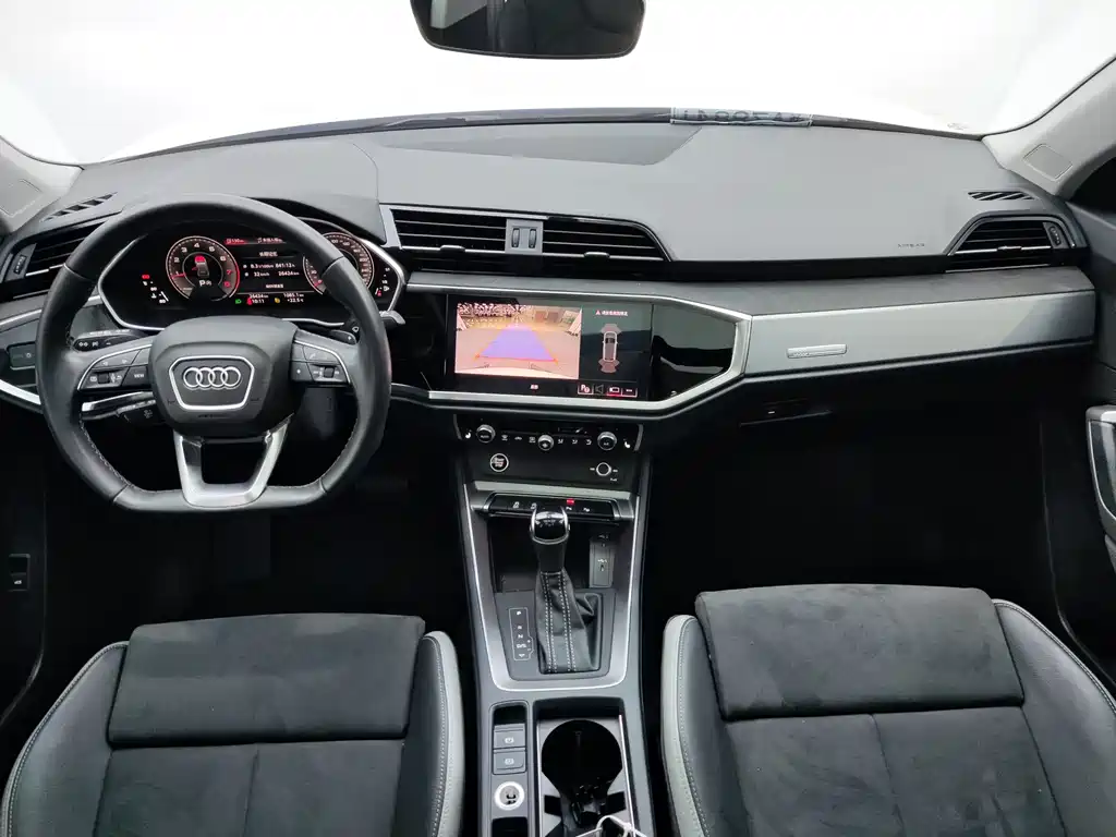 Audi Q3 2022 — фото 13