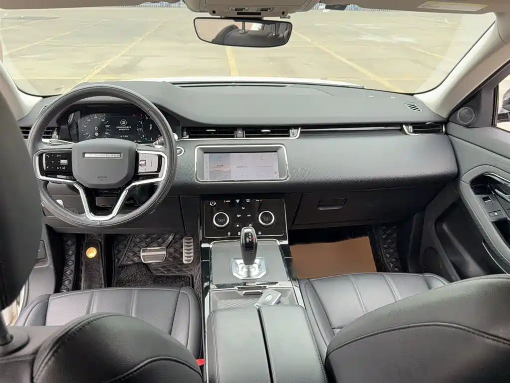 Land Rover Evoque 2022 — фото 10