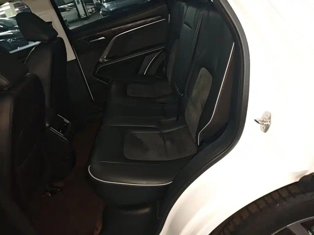 Haval H6 2021 — фото 17