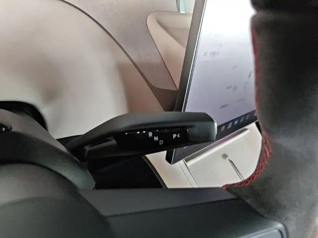 Xiaomi YU7 2025 — фото 10