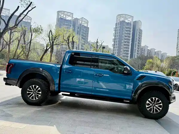 Ford F-150 Raptor 2019