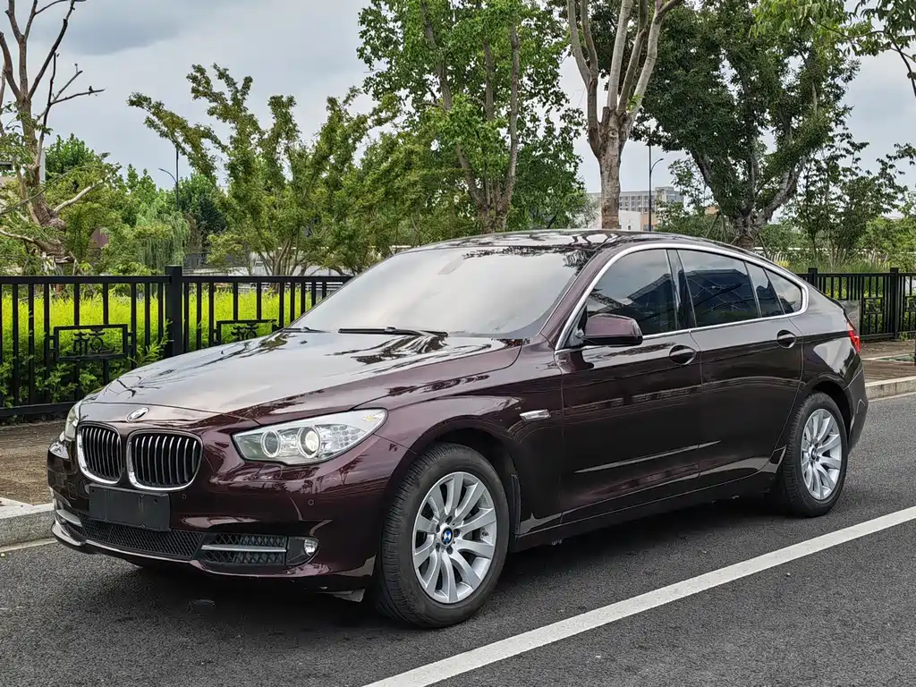 BMW 5 Series GT 2013 — фото 2