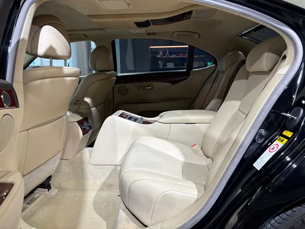 Lexus LS 2007 — фото 16