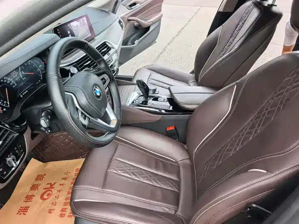 BMW 5 Series 2019
