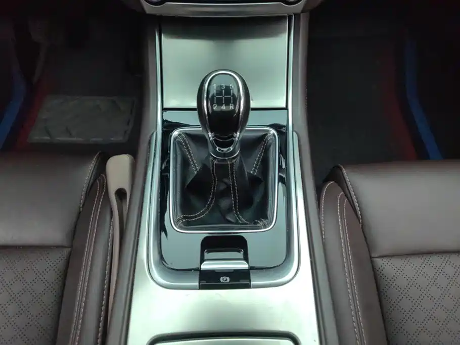 Changan Eado 2019 — фото 16