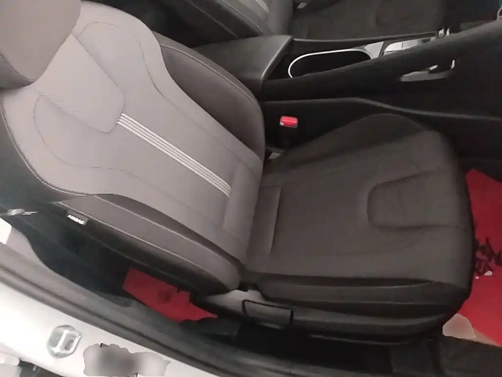 Hyundai Elantra 2023 — фото 25