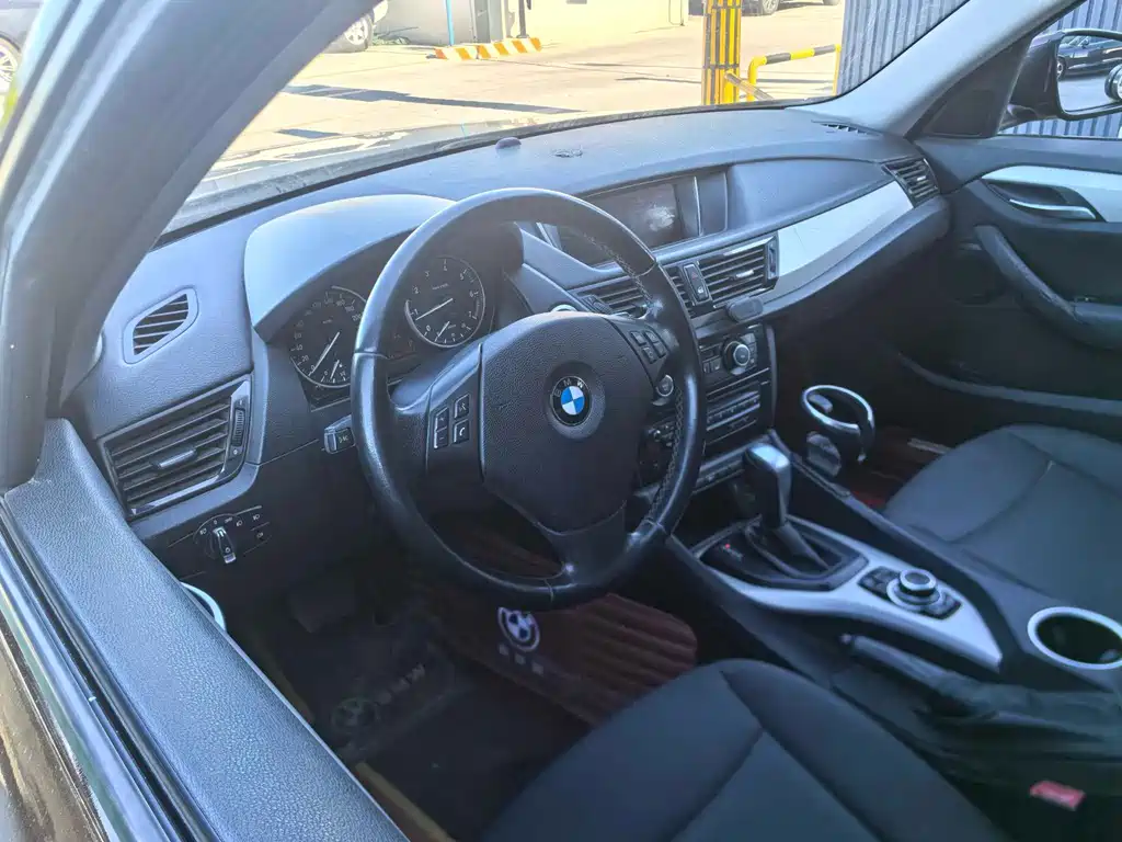 BMW X1 2013 — фото 7