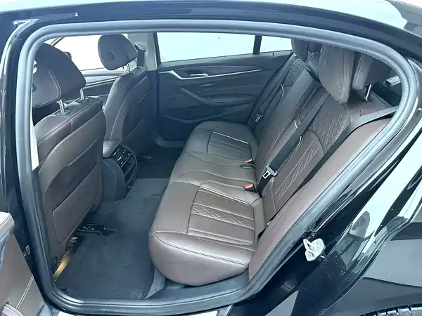 BMW 5 Series 2019