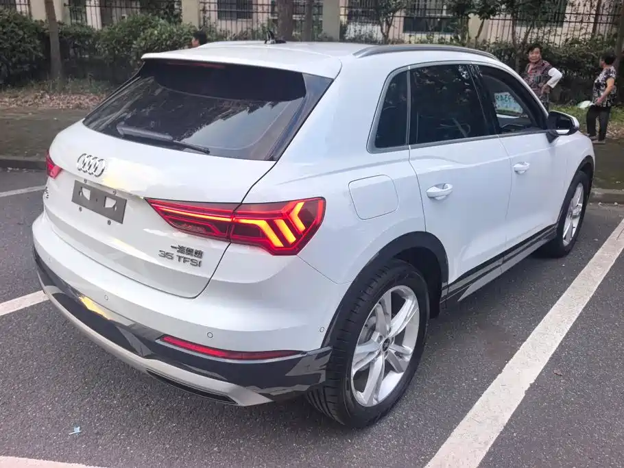 Audi Q3 2021