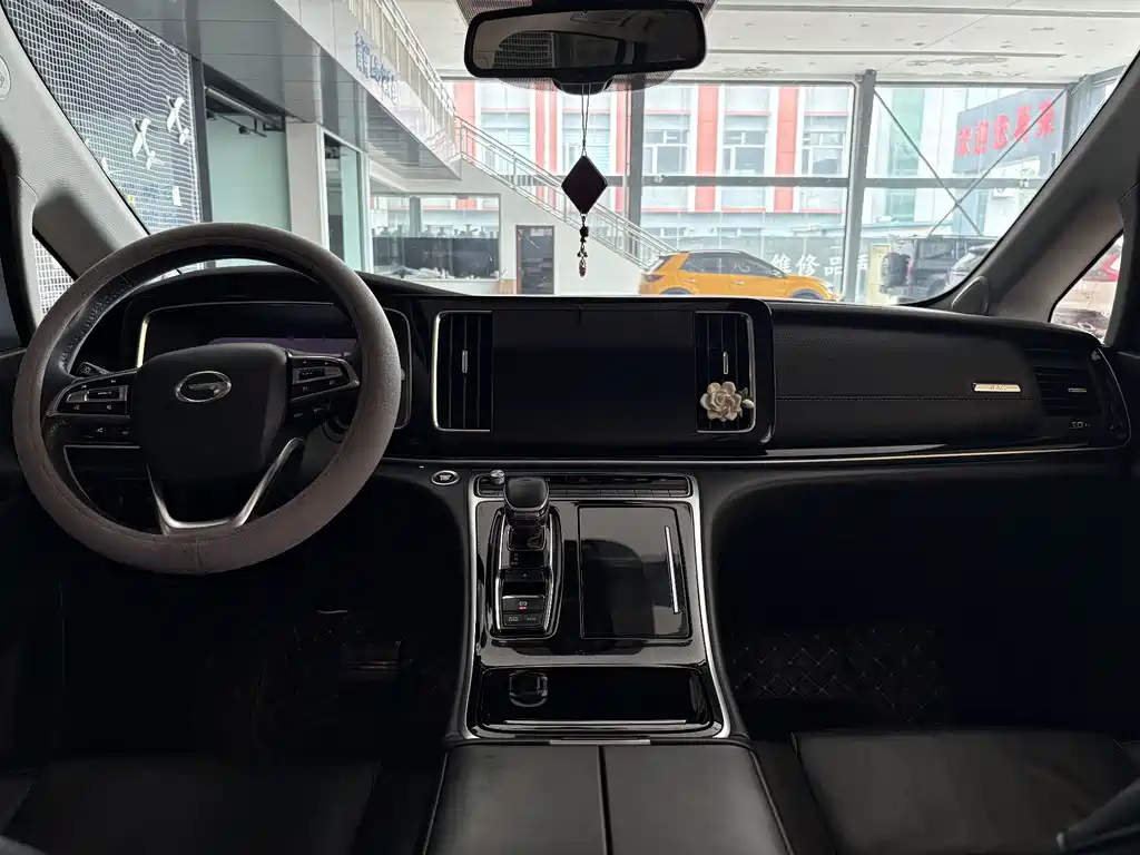 GAC Motor Trumpchi M8 2021 — фото 11
