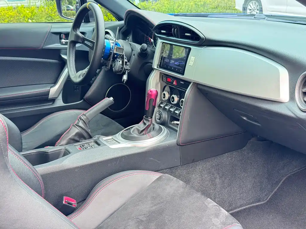 Subaru BRZ 2017 — фото 15