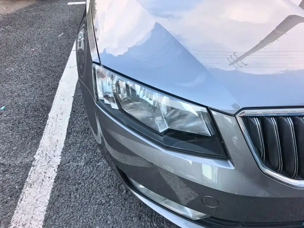 Skoda Octavia 2016 — фото 13