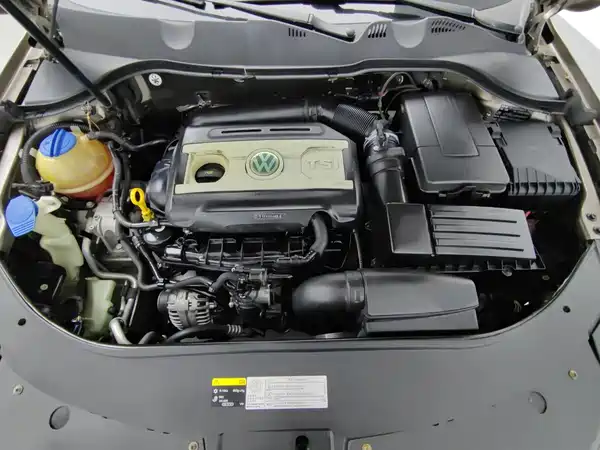 Volkswagen Magotan 2016