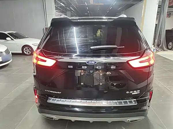 Ford Edge 2023