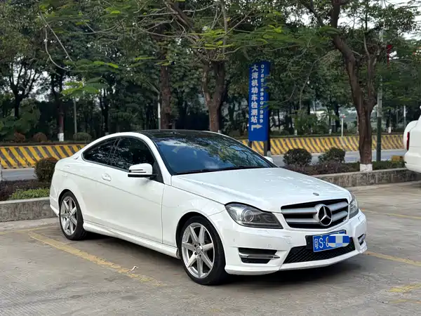 Mercedes-Benz C-Class 2013