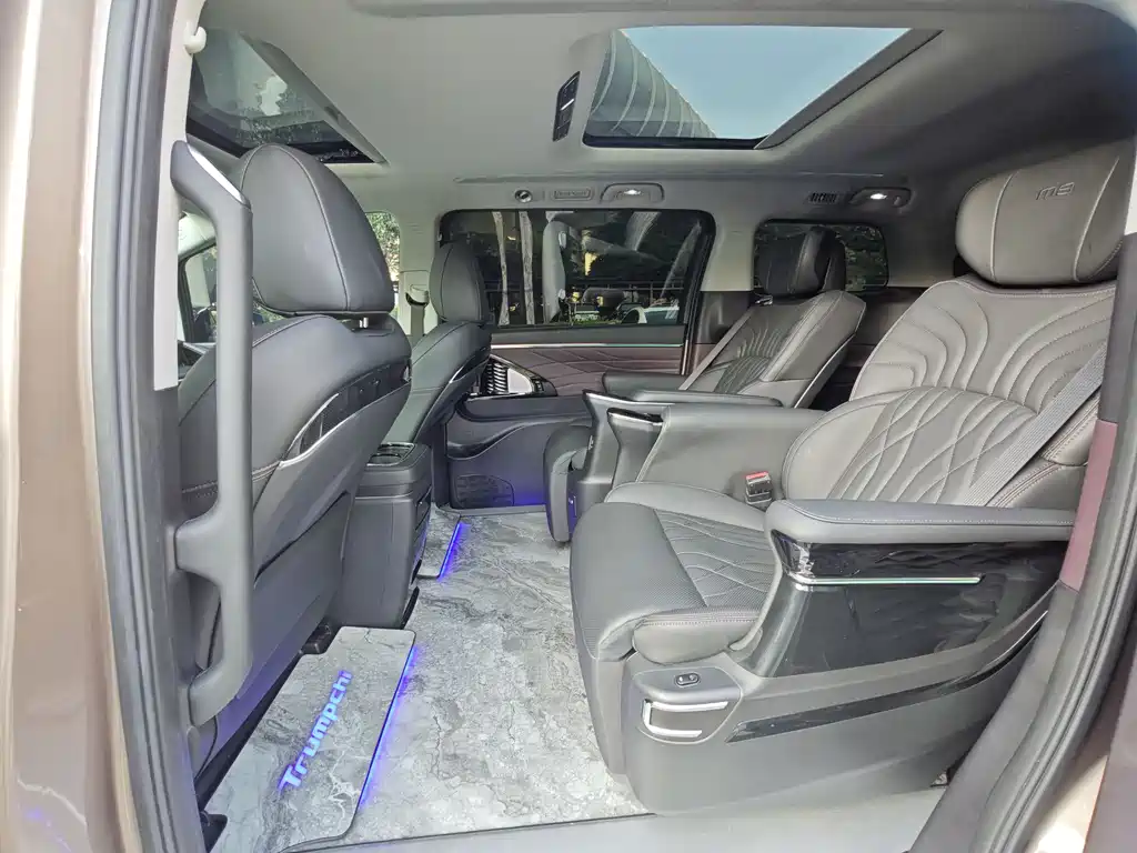 GAC Motor Trumpchi M8 2025 — фото 11