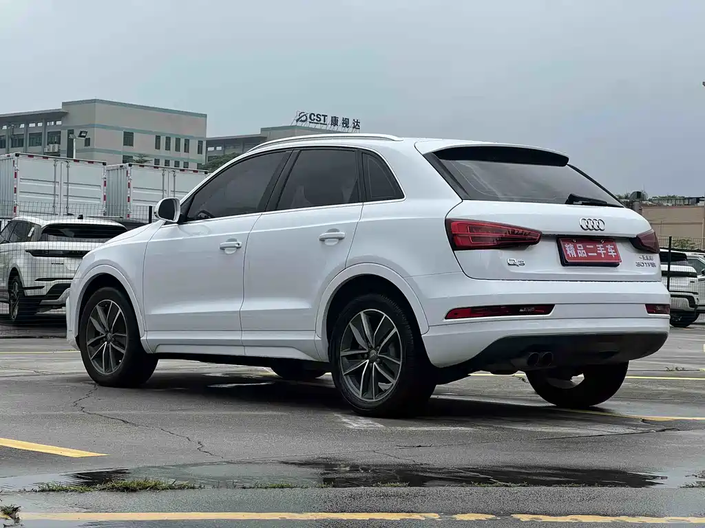 Audi Q3 2019 — фото 5