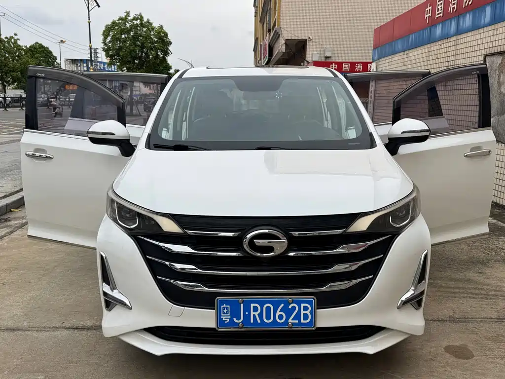 GAC Trumpchi M6 2019 — фото 7