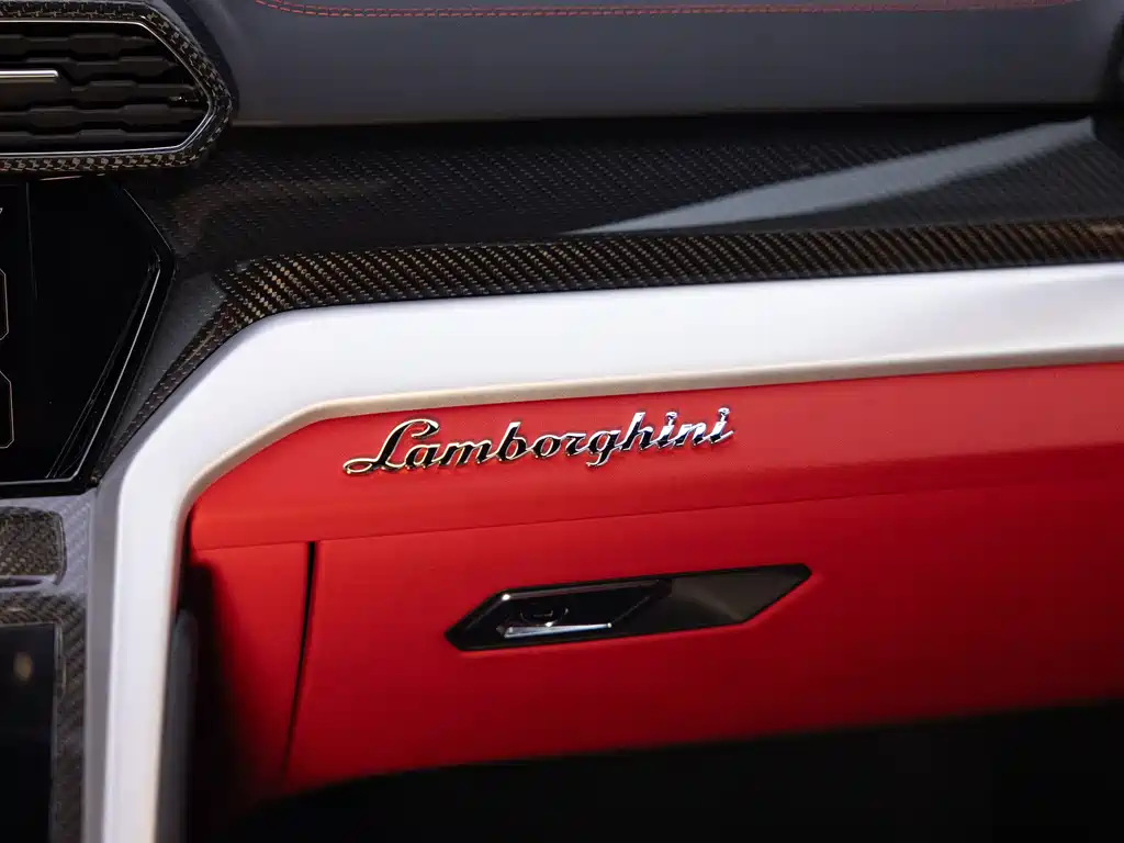 Lamborghini Urus 2022 — фото 13