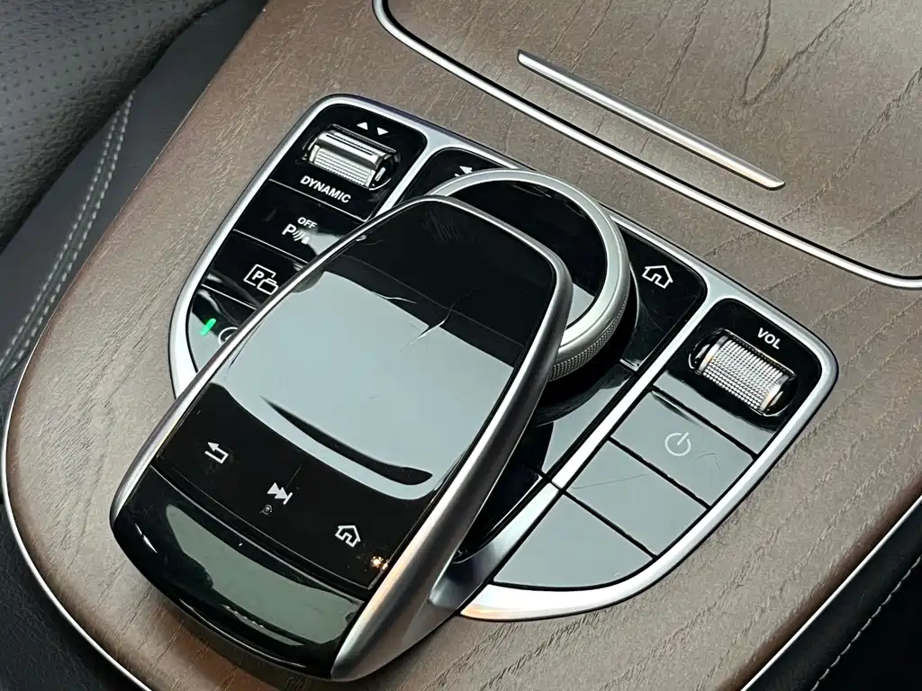 Mercedes-Benz E-Class 2018 — фото 20