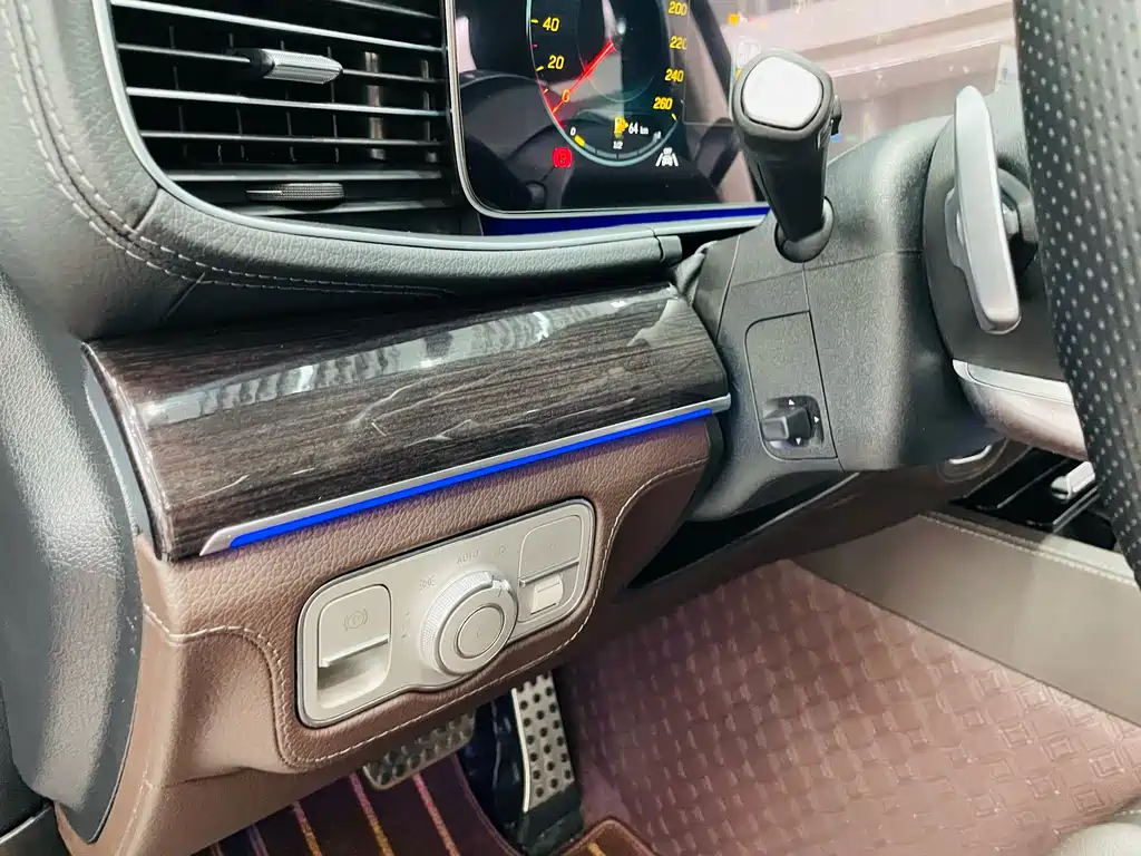 Mercedes-Benz GLS 2023 — фото 10