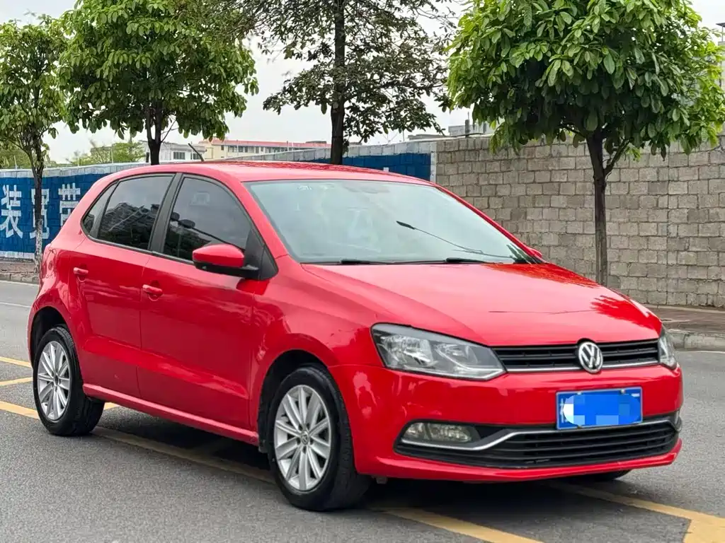 Volkswagen Polo 2015 — фото 2