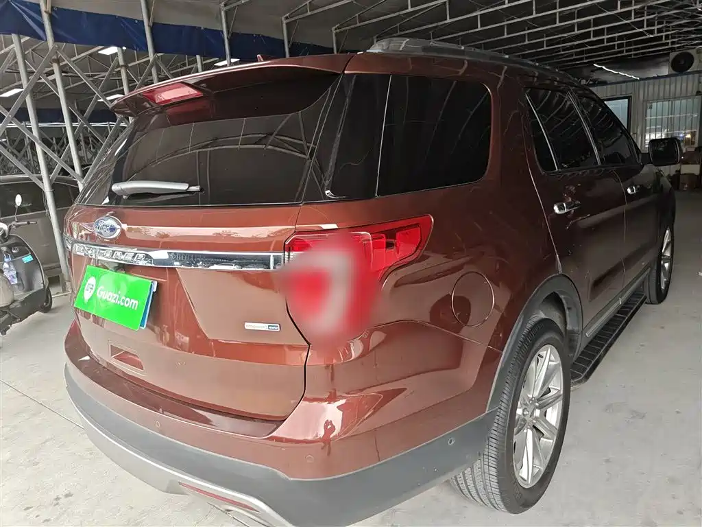 Ford Explorer 2015 — фото 5