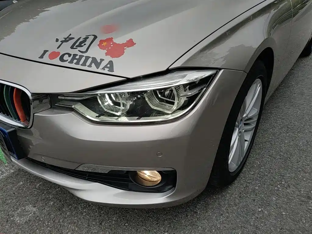 BMW 3 Series 2016 — фото 24