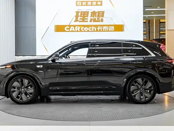 Li Auto L7 2025