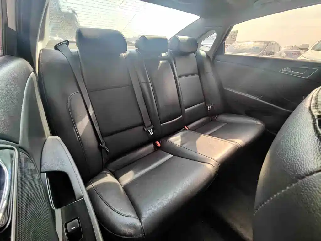 Hyundai Mistra 2015 — фото 9