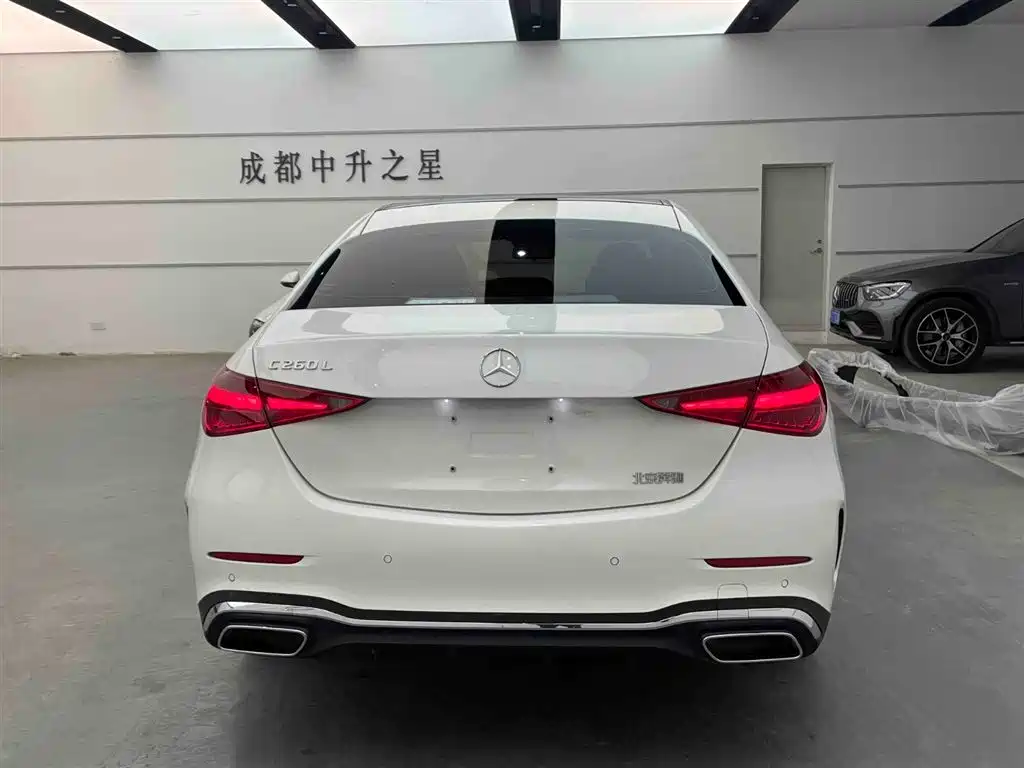 Mercedes-Benz C-Class 2024 — фото 13