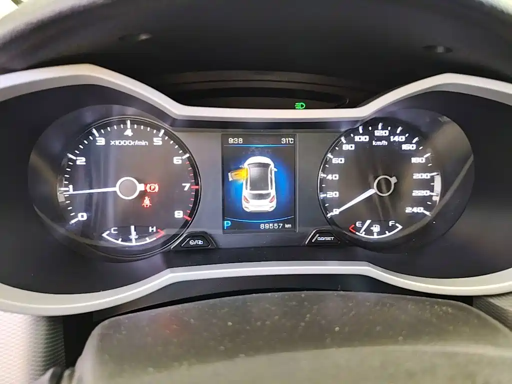 Geely Emgrand GS 2018 — фото 12