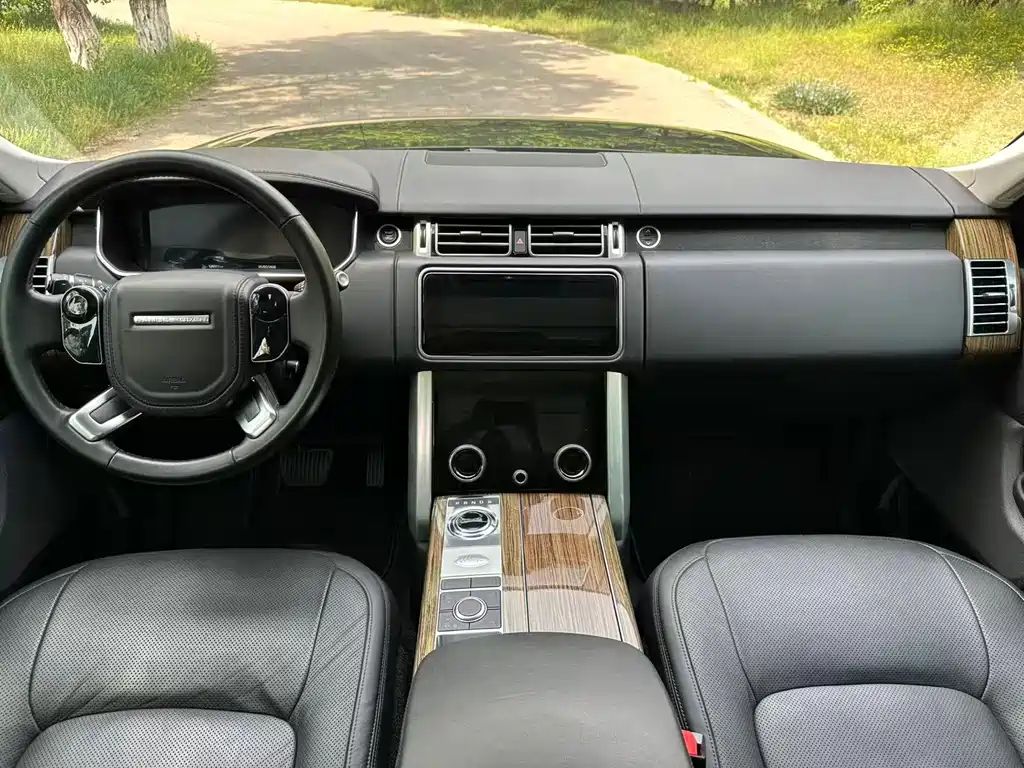 Land Rover Range Rover 2019 — фото 10
