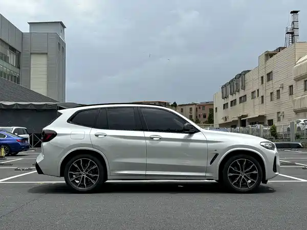 BMW X3 2021