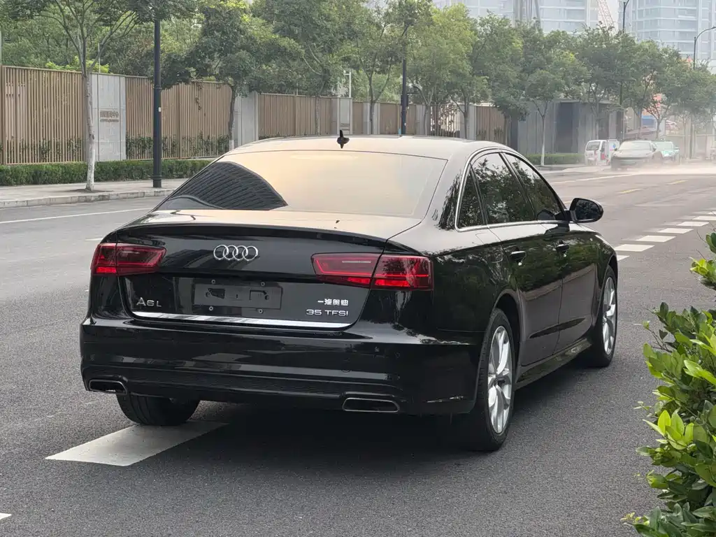 Audi A6L 2019