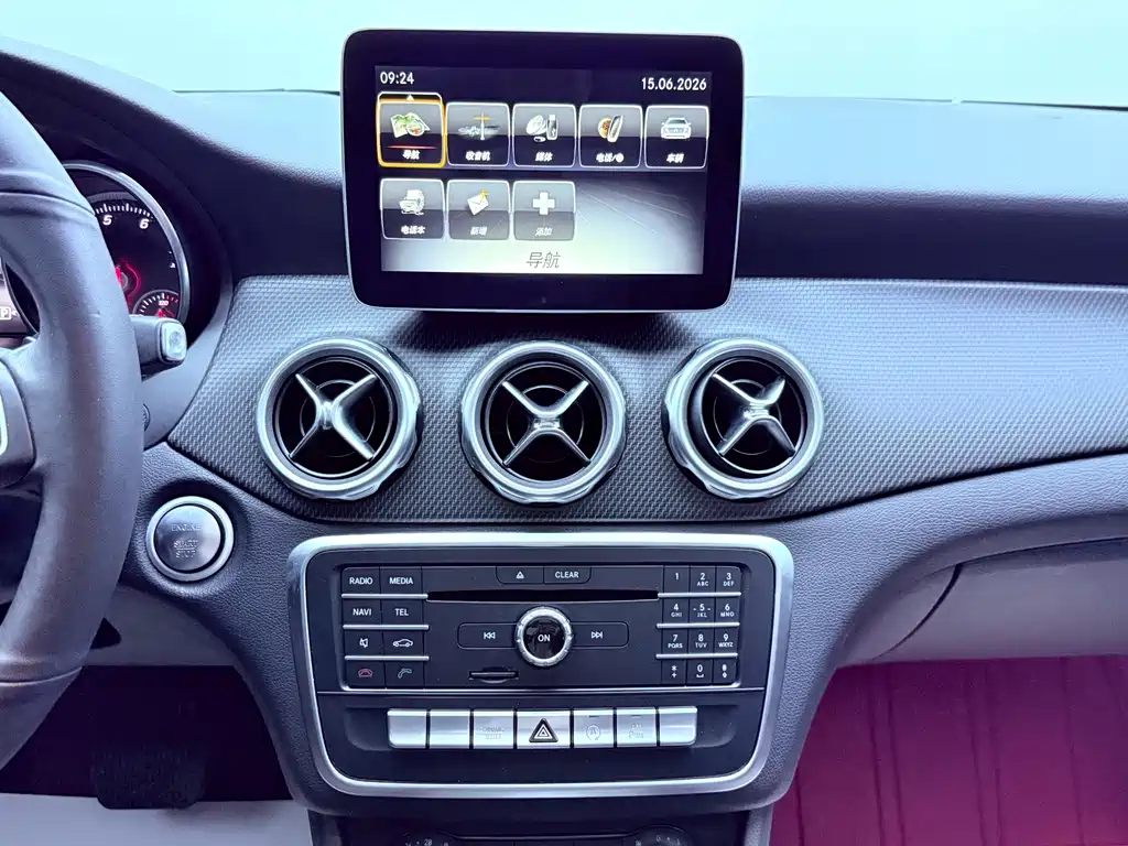 Mercedes-Benz GLA 2017 — фото 13
