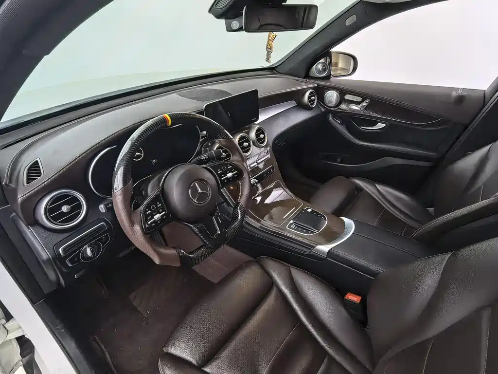 Mercedes-Benz GLC 2020 — фото 18