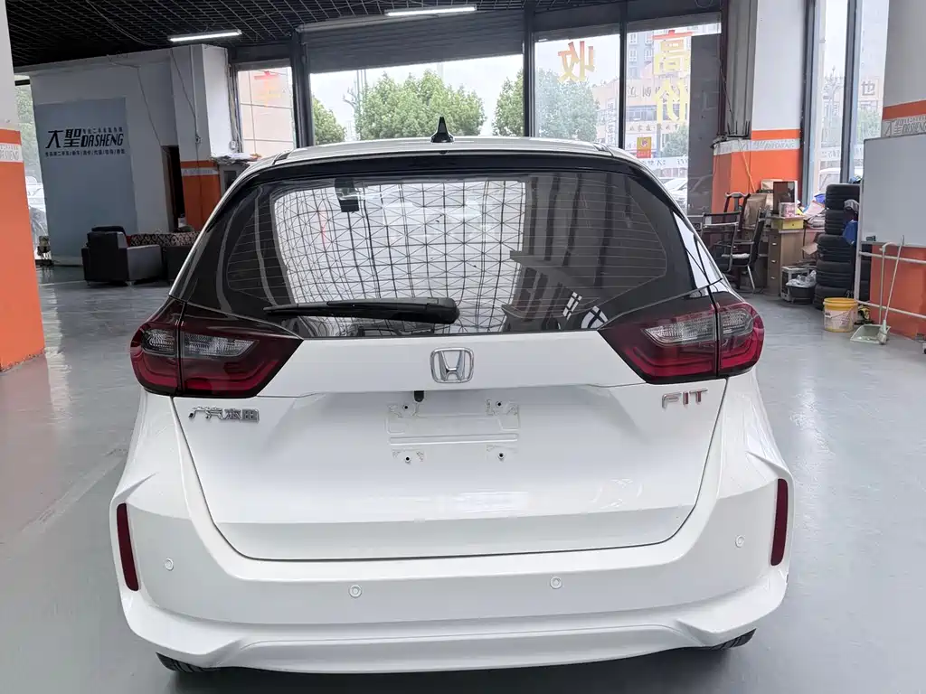 Honda Fit 2023 — фото 10
