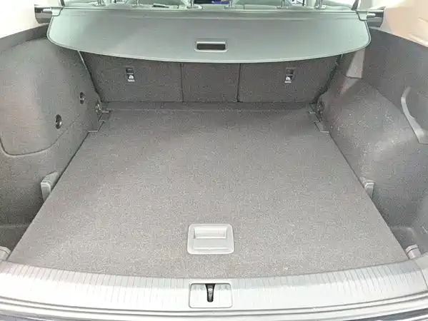 Volkswagen Tiguan L Plug-In Hybrid 2022
