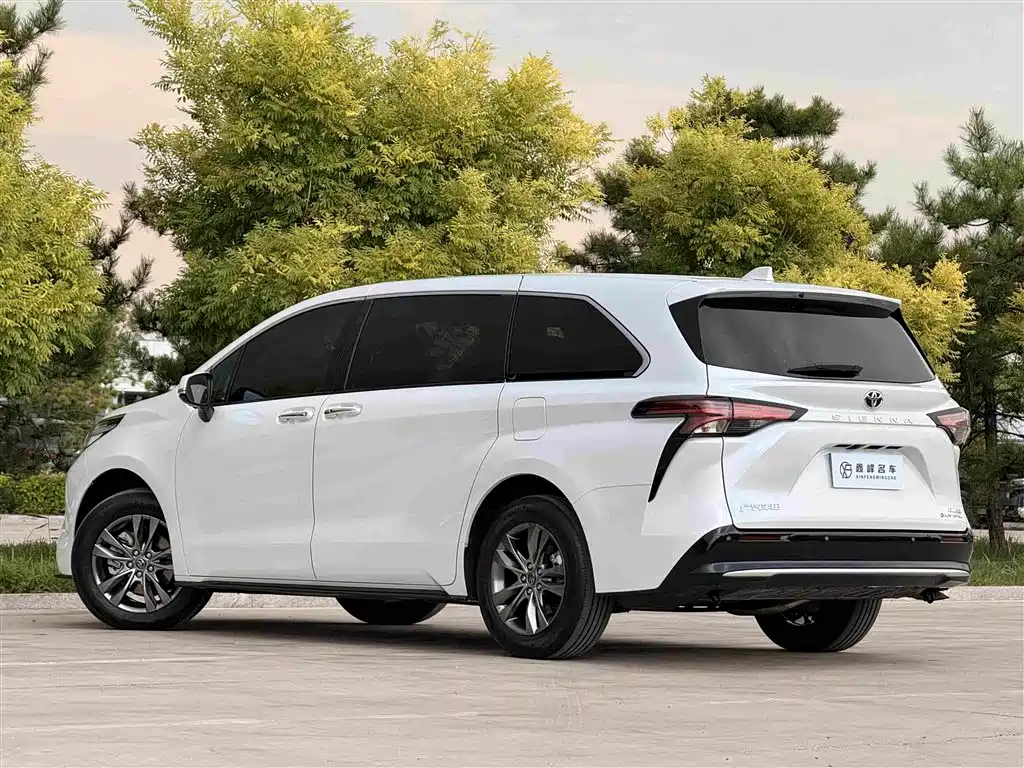 Toyota Sienna 2026 — фото 23