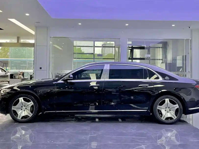 Mercedes-Benz S-Class 2022