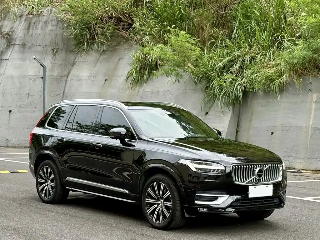 Volvo XC90 2021 — фото 3
