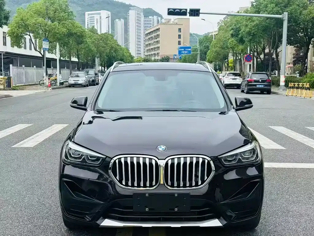 BMW X1 2020 — фото 2