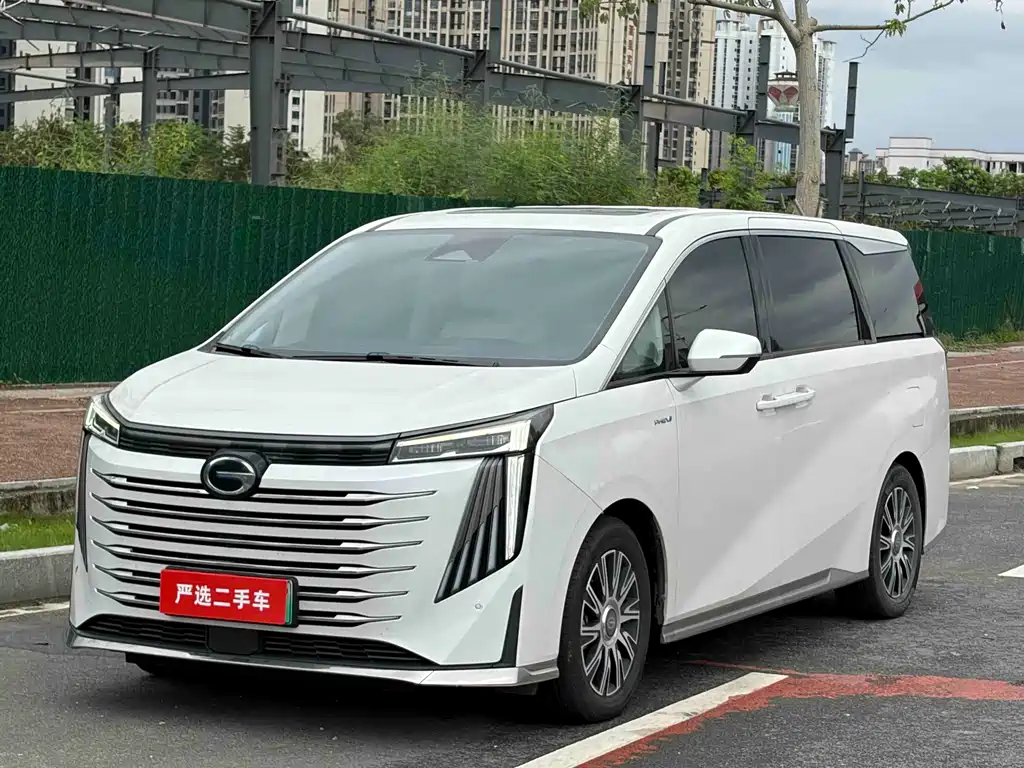 GAC Trumpchi E9 2023 — фото 1
