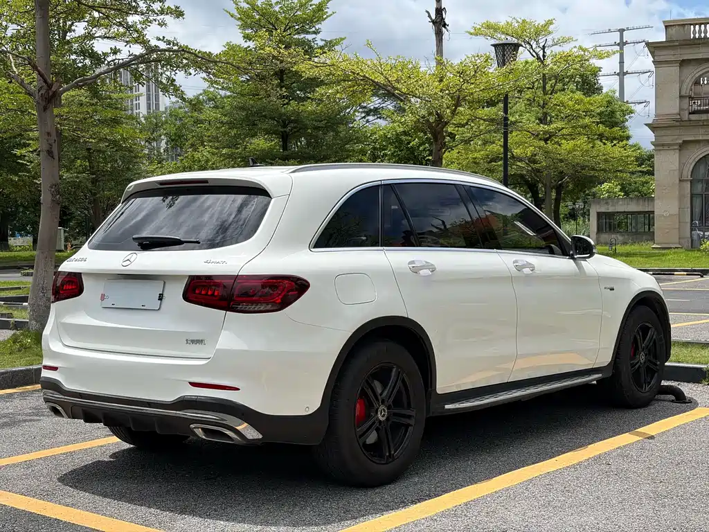 Mercedes-Benz GLC 2021