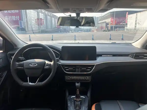 Ford Focus 2022