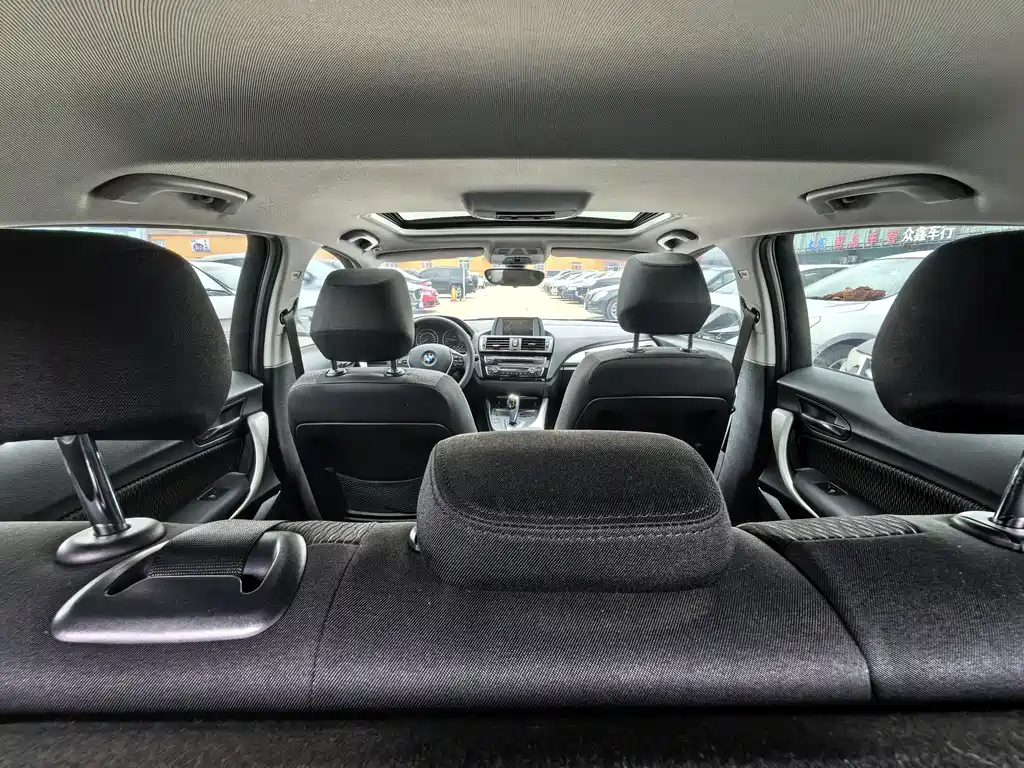 BMW 1 Series 2016 — фото 18